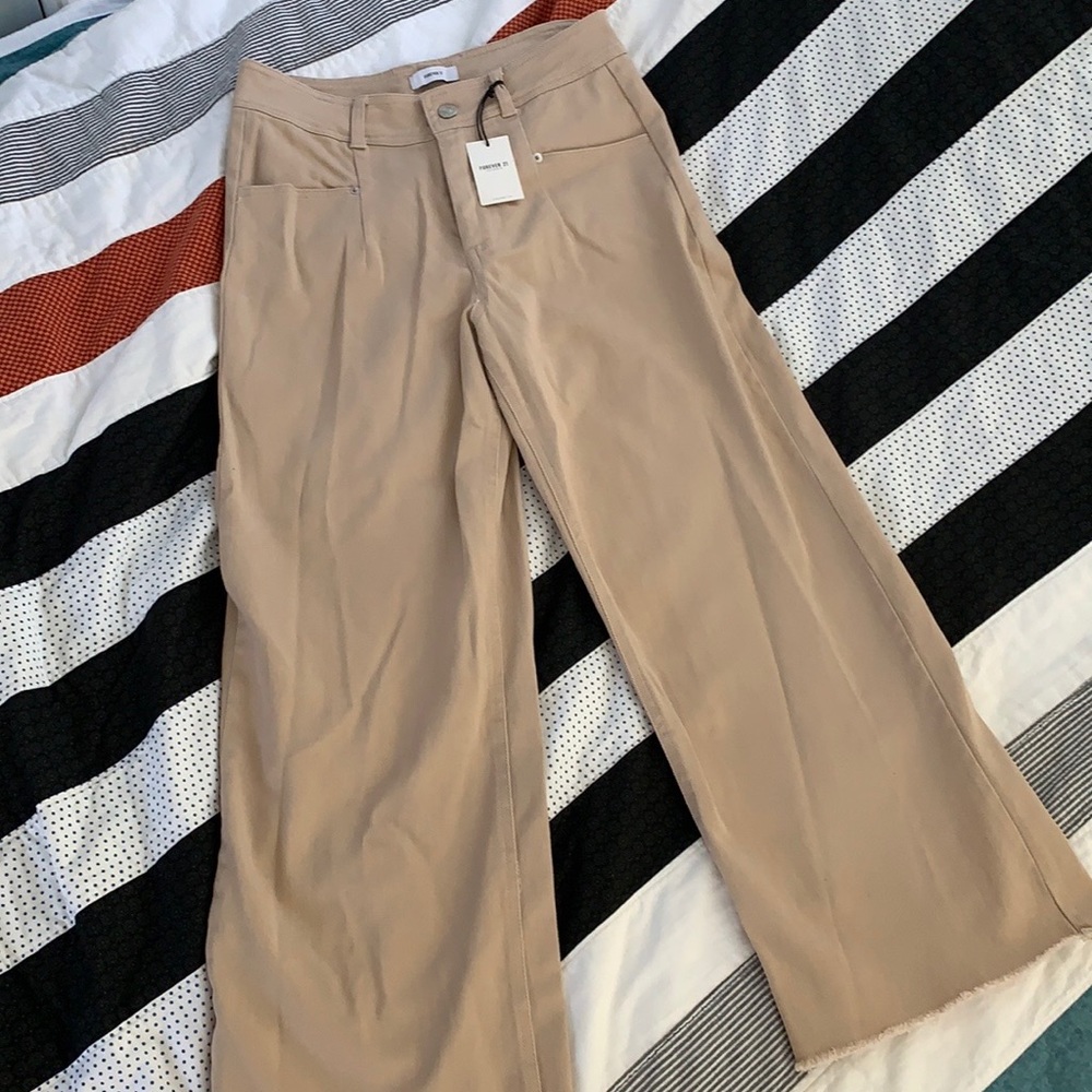 Forever 21 Tan Denim Pants which is a size 26.